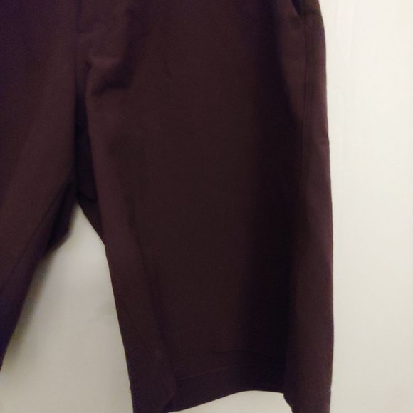 Lululemon Mens Chino Athletic Shorts Eggplant/Black Size 32 - Picture 5 of 13